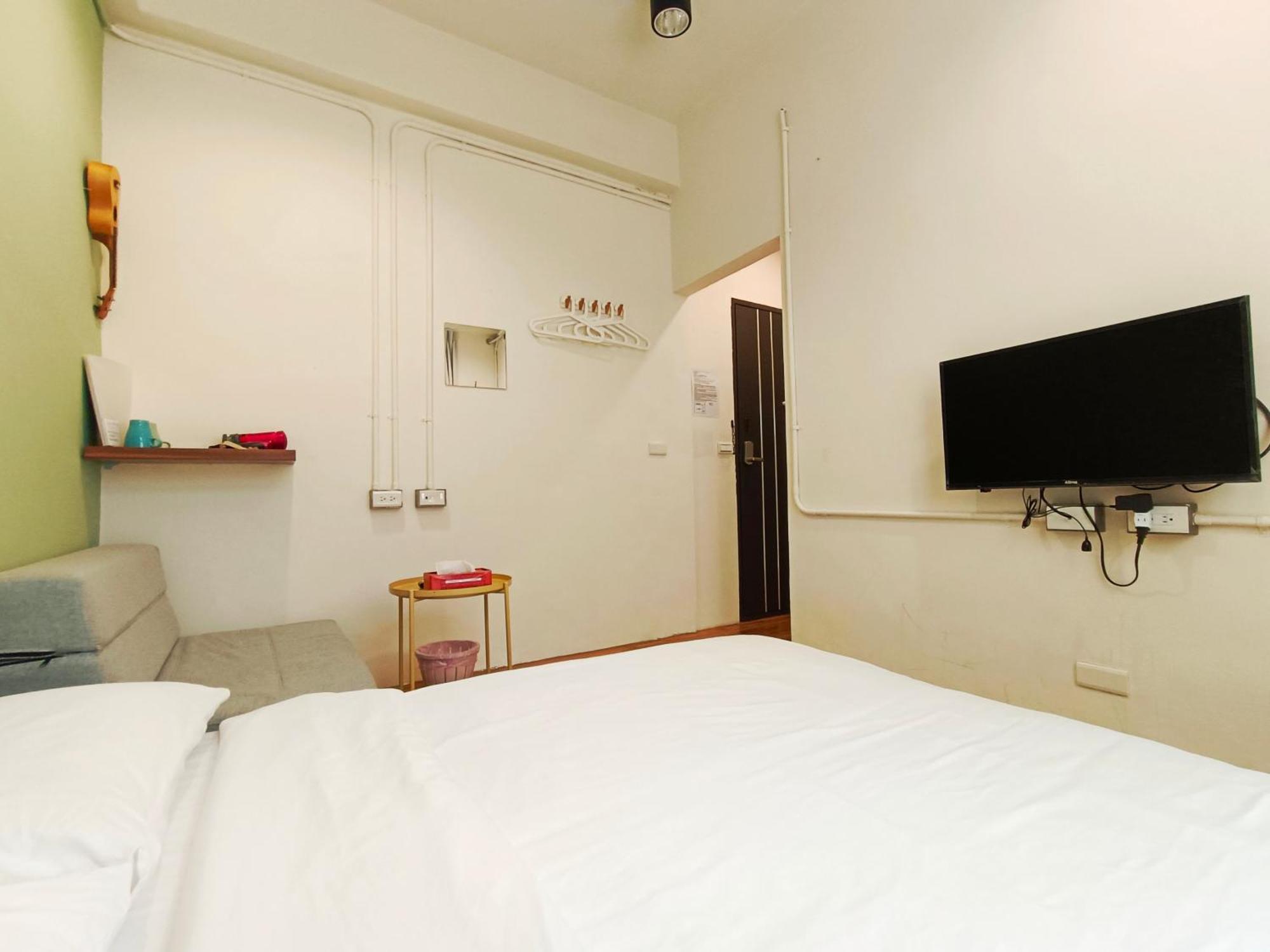 東海小時光 Tong Hai Time Homestay Longjing Exterior foto
